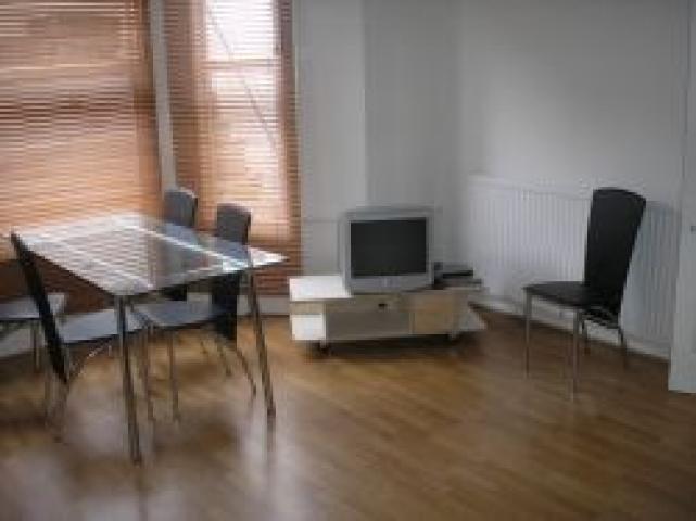 			NEW ON!, 1 Bedroom, 1 bath, 1 reception Flat			 Denning Road, HAMSPTEAD NW3